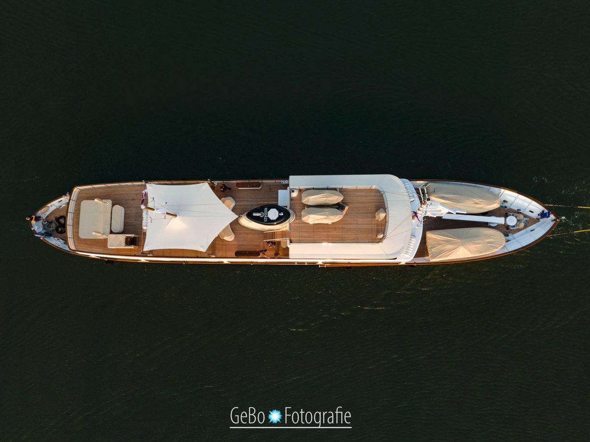 Dutchyachting's tweet photo. G. De Vries Lentsch Jr., also known as the #Amsterdam #Shipyard, delivered #Istros in 1954. The 42.06m #yacht arrived in #Makkum for a #refit and was #relaunched last month. Istros left Makkum for #Harlingen today and was pictured here in #Kornwerderzand. Photos: GeBo Fotografie https://t.co/M8xty81Ntm