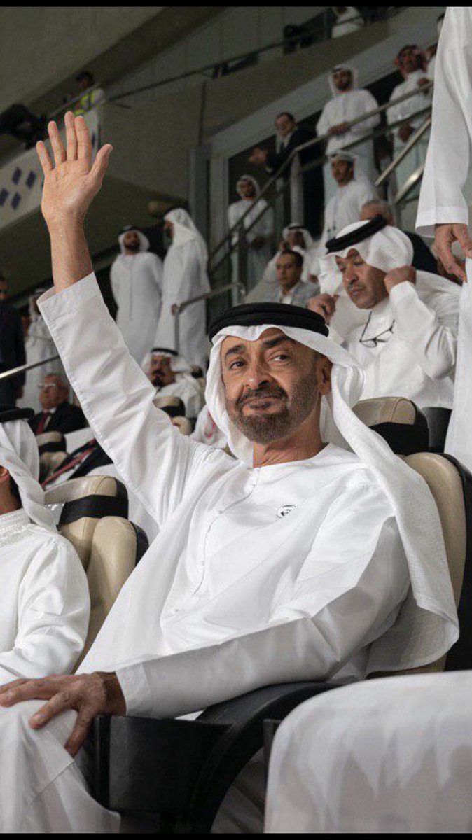 JumaaALGhuwais's tweet photo. يمـر الشرق الاوسط بـالـدمـار
وأهل الشرق الاوسط غـافـلين
.
واذا طاحت عصاهم باليسار
تـلـقـاهـا مــحمـد باليـمـيـن https://t.co/GnmUIjUMkX