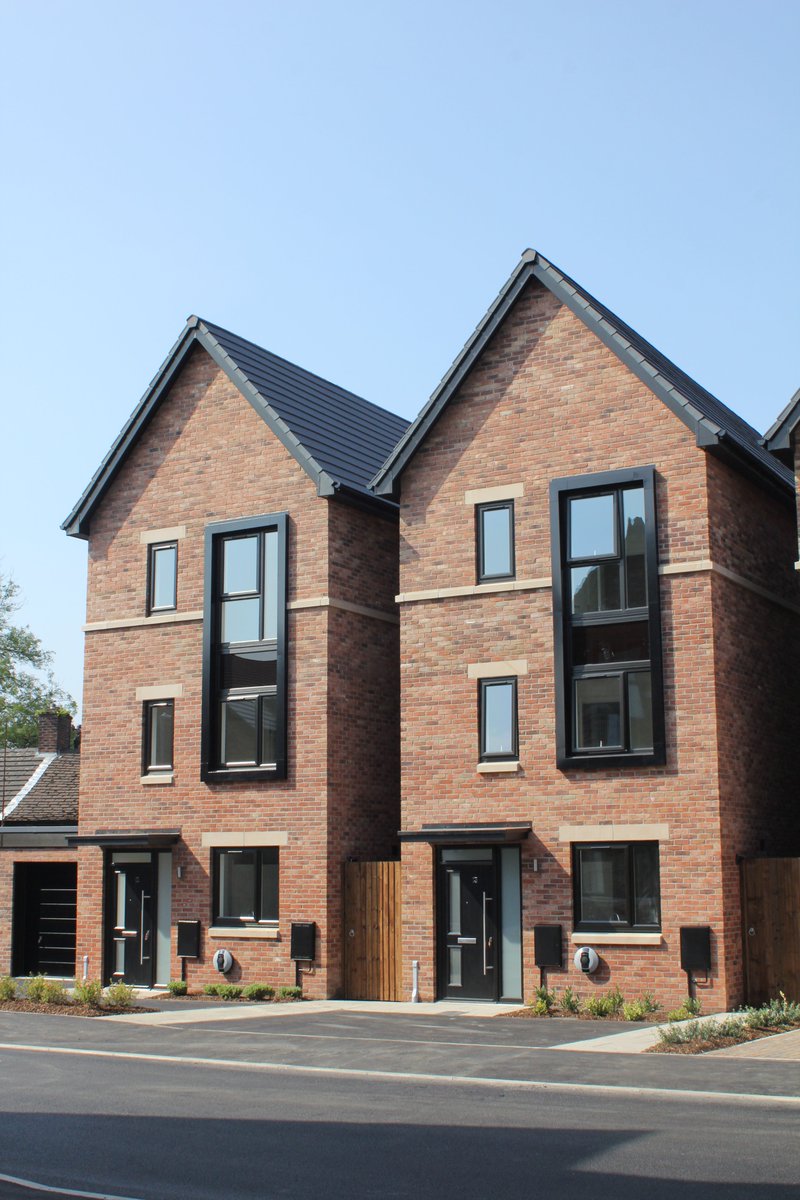 BowkerSadler's tweet photo. Sunny first phase handover today for our scheme for @JigsawHG @SnuggHomes. Expertly delivered by @buildingwithyou. Moving in day tomorrow! We're so impressed how similar it looks to the original visualisations. Excellent work from the whole team. @Sutcliffe_1985 @5avLD @_markhams https://t.co/tFInFgbJkD