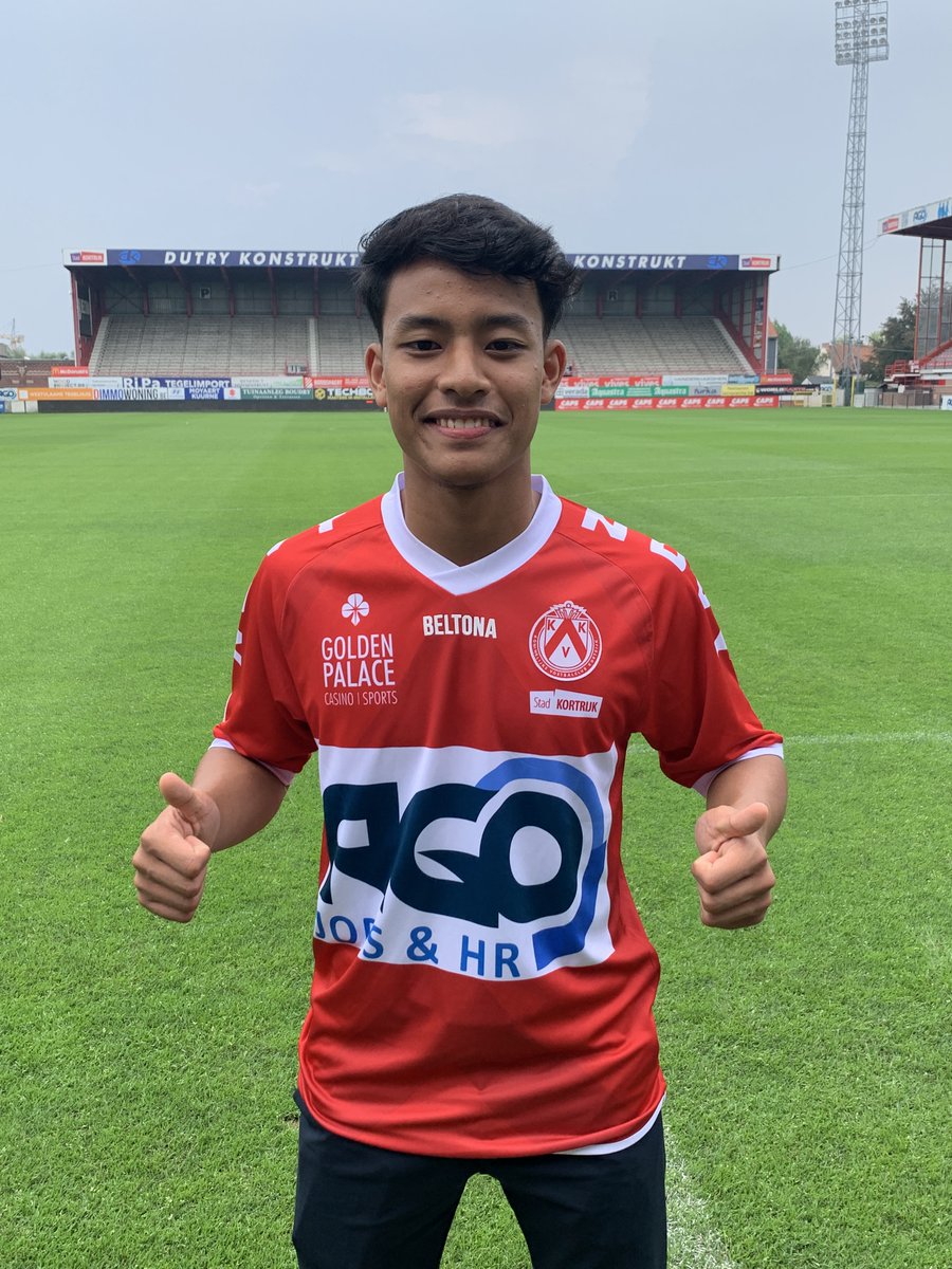 kvkofficieel's tweet photo. Welcome in Kortrijk, Luqman! 😍

🔴⚪ #WelcomeLuqman https://t.co/8MZ95Ni1rL