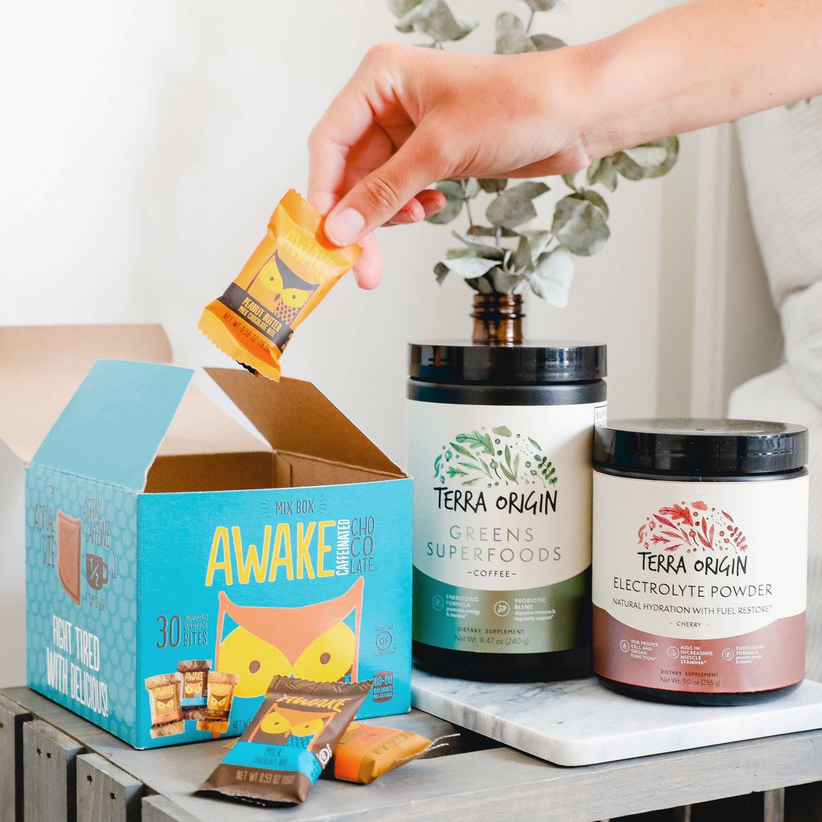 We're feeling ENERGIZED to share this giveaway with you all! ⚡️ Terra Origin came together with <a href="/awakechocolate/">AWAKE Chocolate</a> to help you stay motivated in a delicious and healthy way. ⚡️
Enter here: instagram.com/p/CD1ktWthO0z/