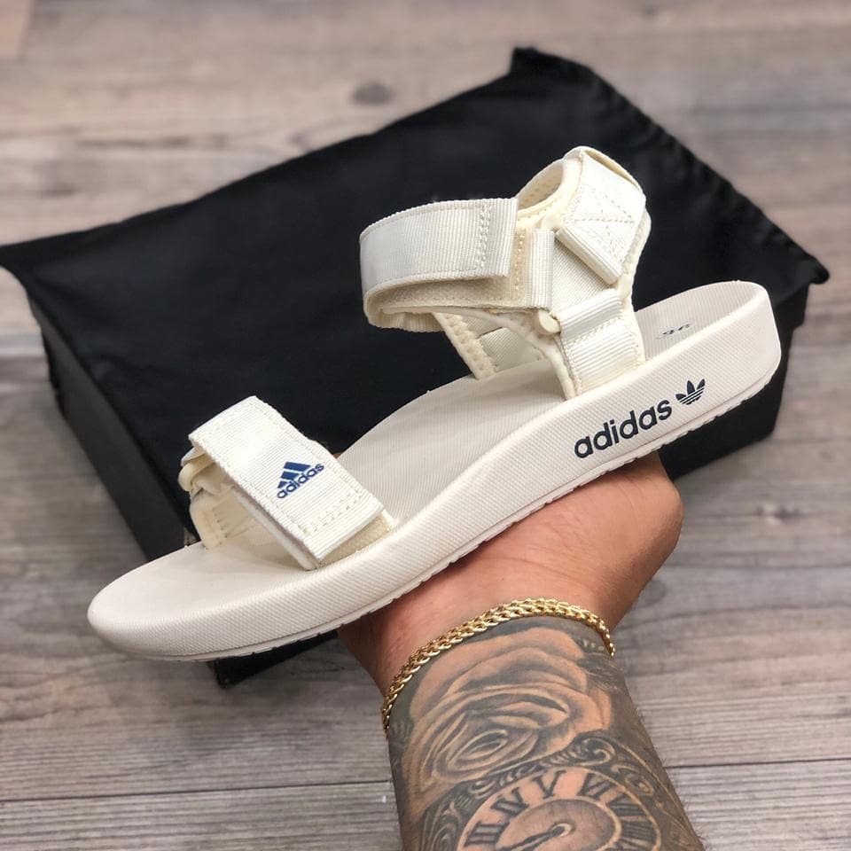 adidas sandalia
