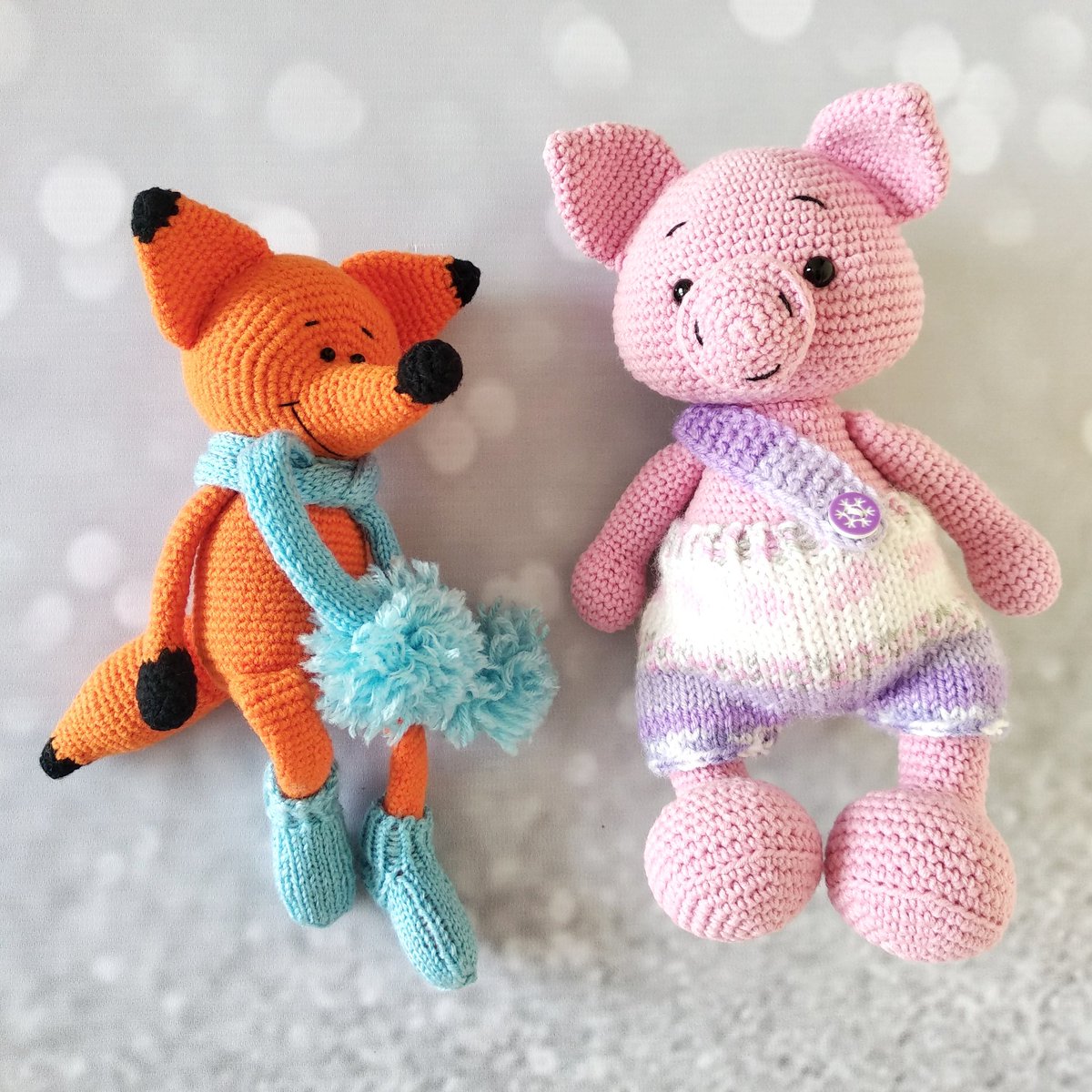 babyamitoys's tweet photo. The fox fell in love 😍.
...
They are both cute, aren't they?

#babyamitoys #crochetfox #crochetpig #stuffedpig #stuffedfox #pigcrochetpattern #foxcrochetpattern #amigurumifox #amigurumipig https://t.co/TUGJITgmZM