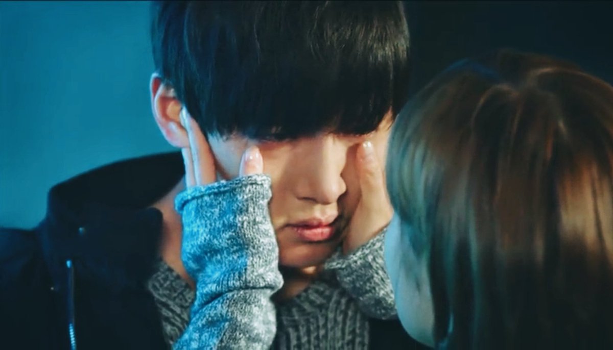 boringintuition's tweet photo. ❝ I will embrace all of your painful scars.
Don’t cry anymore, I will protect you. I love you! ❞

Him hugging her tight like a lost child and her holding onto him, washing away all his sorrow, pain! 💙

#Healer #JiChangWook #ParkMinYoung https://t.co/Or2X5D6rY8