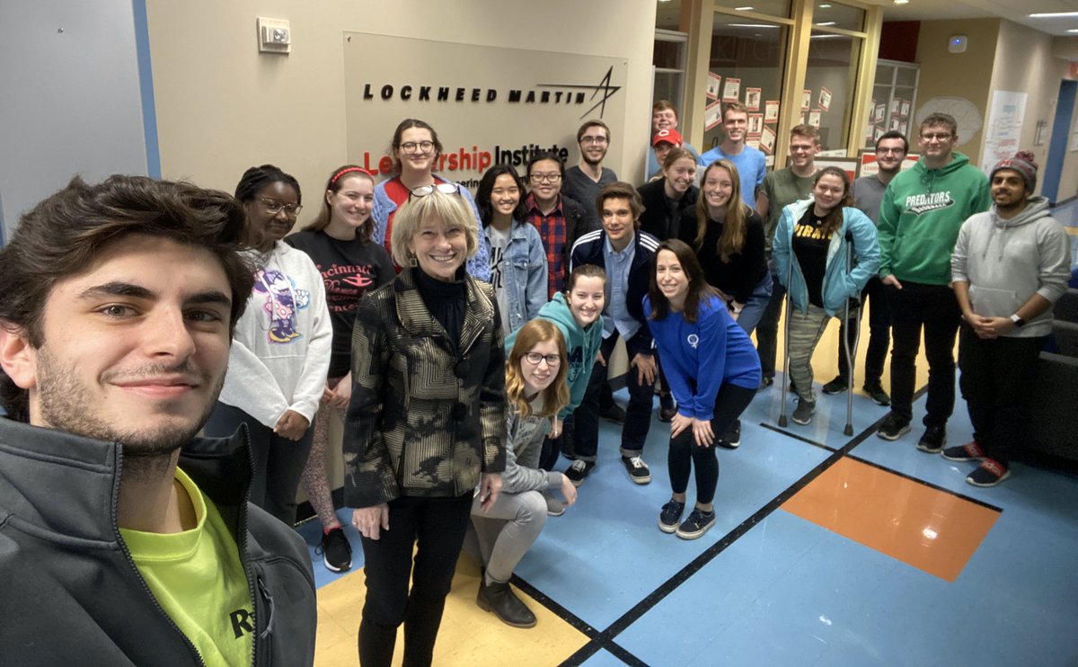 Louise Morman tweet media