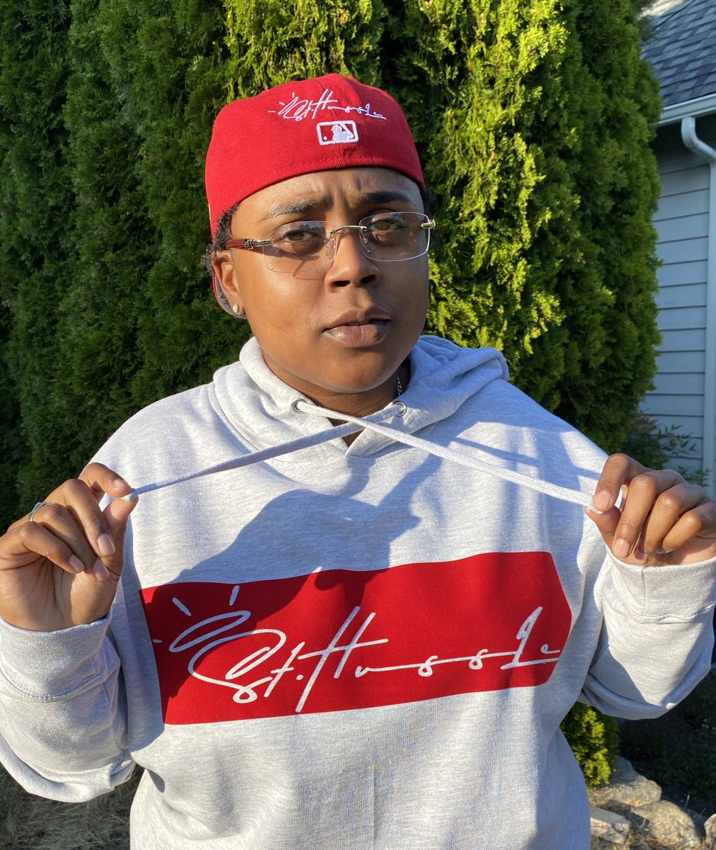 StHussle's tweet photo. “Roses” HOODIE
AVAILABLE 8/23! ONLY AT THE BITE OF BLACK BUSINESS EVENT !
DROP SOME 🌹🌹🌹🌹IF YOU’RE READY!
FOLLOW STHUSSLECOLLECTION ON INSTAGRAM!
#SthussleCollection https://t.co/pZCwr9ihgO