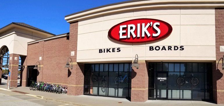 lisnr's tweet photo. With the holidays coming up quickly, it's important that retailers refine their buy online, pick up in-store operations. https://t.co/83tnOLo7Zp
#BOPIS #PersonPresentProven #LISNR #SmartRetailersKnow #retailtech #Contactless https://t.co/zcqdQBlUlx