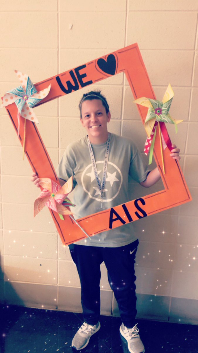 chelseahurst3's tweet photo. Canβt wait to jump into this school year! So excited to see all my kids Monday!!! #WhateverItTakes #OneAthens #AISProud https://t.co/PdV0ZlQ6Ew
