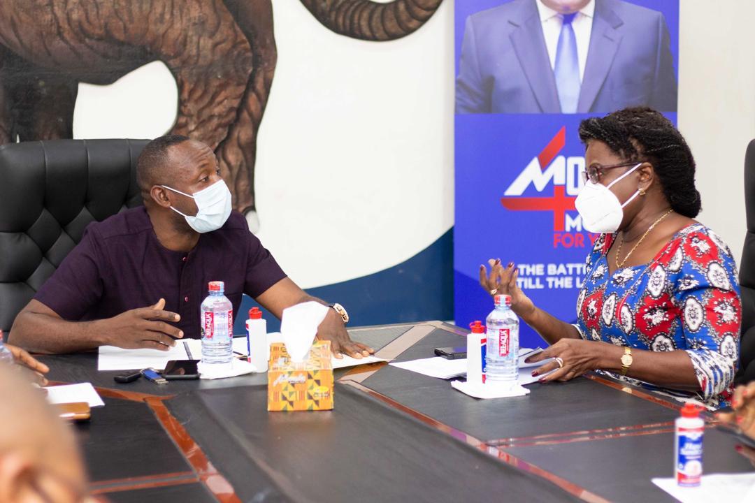 JoyNewsOnTV's tweet photo. The NPP, on Thursday, August 13, 2020, inaugurated a 9-member planning committee for the launch of the party’s 2020 manifesto which will be held in Cape Coast on Saturday, August 22, 2020.  #ElectionHQ #JoyNews https://t.co/B6p1RMeZ4x