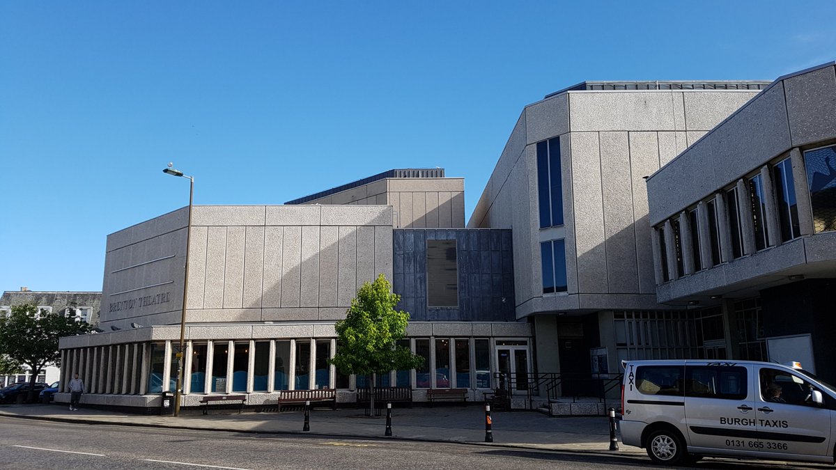 cornish_jack's tweet photo. Three years ago, walked along the Firth of Forth, past Salisbury Crags and arrived in Edinburgh in the middle of the festival. Also fell in love with Brunton Memorial Hall in Musselburgh 💕
#LEJOG2017 #Edinburgh
DAY 76: Musselburgh to Edinburgh (9.39m)
https://t.co/rjDGoHAzB2 https://t.co/dfpjqkusr9