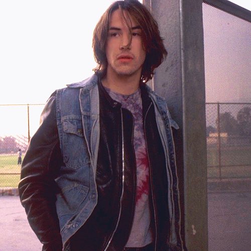 and finally, 1. river’s edge. this is the hottest keanu and i don’t care what anyone else says. the hair, the jacket, the attitude, EVERYTHING.