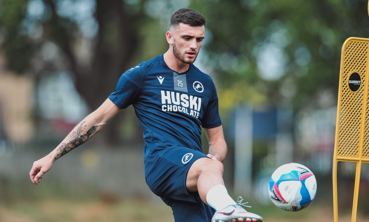 millwall training top