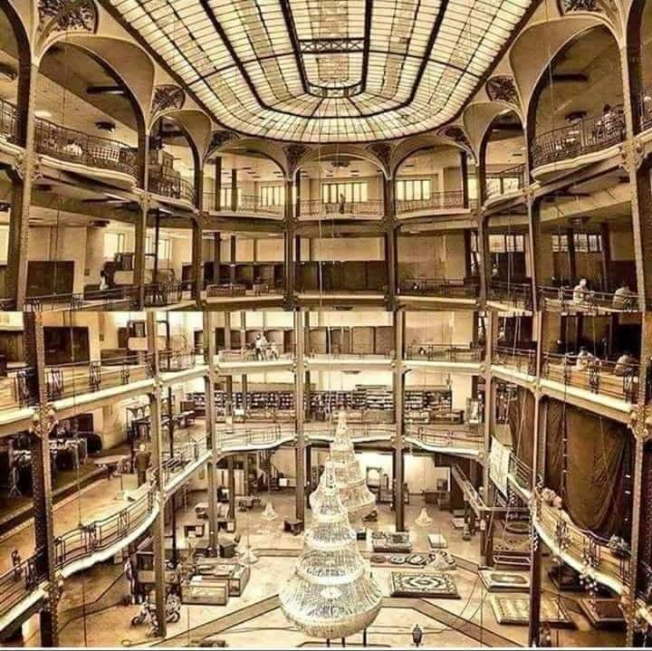 ozuoo2's tweet image. محل صيدناوي .. العتبة ...اول مول في منطقة الشرق الأوسط... القاهرة ١٩٥١