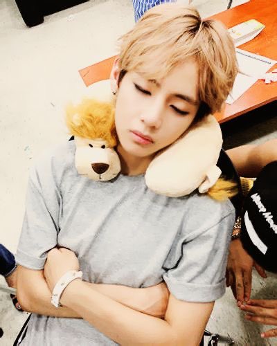 the way he never sleeps without his rj:(