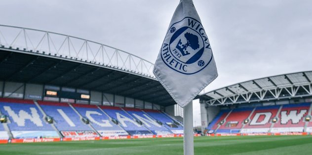 RobboHarry's tweet photo. ⚠️ ADMINISTRATORS UPDATE:

RE: INTERESTED BUYERS

- 4 interested parties, all had a contract. 

- One was shown around everything today. 

- Admins working on a 'Plan B' with supporters group if we were to pass the deadline without being taken over. https://t.co/zFFDl5DZLs