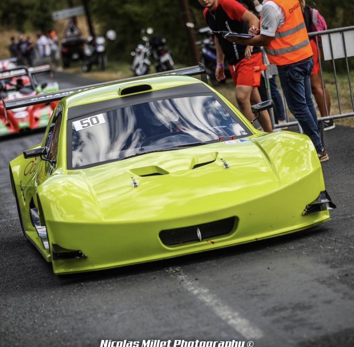 Silver-Car tweet media