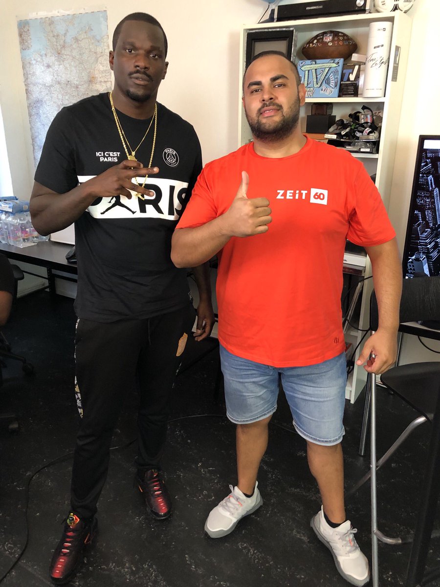 MORTEL im großen TV Strassensound Interview mit Davud!
<a href="/OfficialMortel/">MortelOfficial</a> x <a href="/Tvstrassensound/">Tv Strassensound</a>