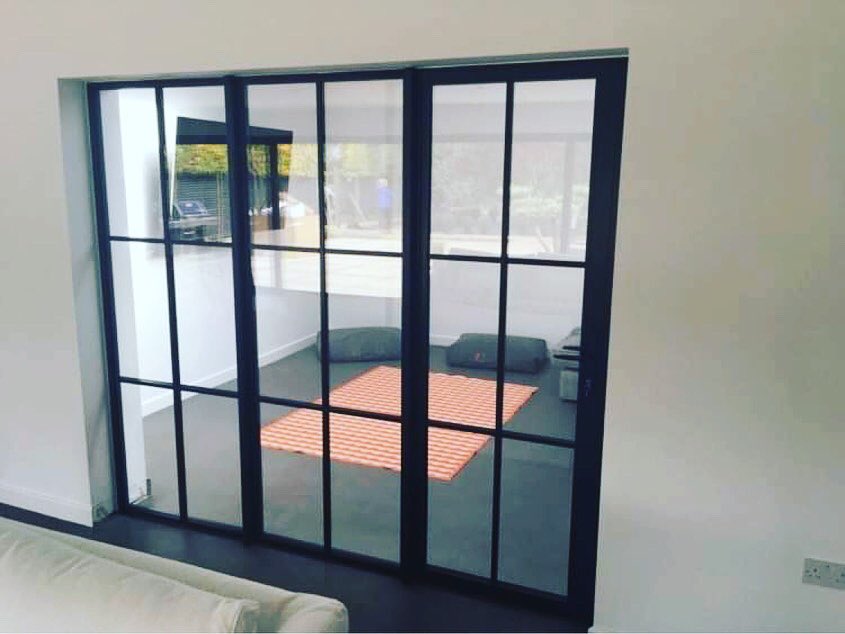 advocateAG's tweet photo. 🏡DOMESTIC🏡

A stylish and modern internal screen dividing two rooms 

Smart system - Alitherm heritage profile

#aluminium #SmartSystems #glass #design #madetoorder #alitherm #improvements #homedesigns #interiorinspiration #bespoke #modern https://t.co/mWm6my7Tj8