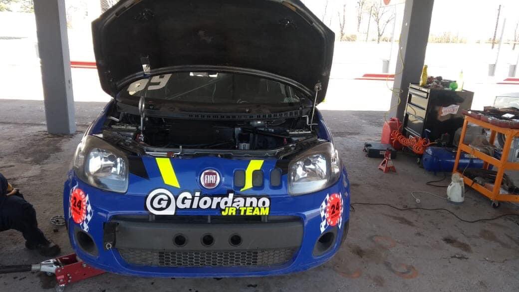 AFondoRadio's tweet photo. Después de 5 meses volvieron a rugir los motores en el @AutCabalen. 
.
Fotos: @CordobaPista 
. https://t.co/Kp1AIsP5Kn