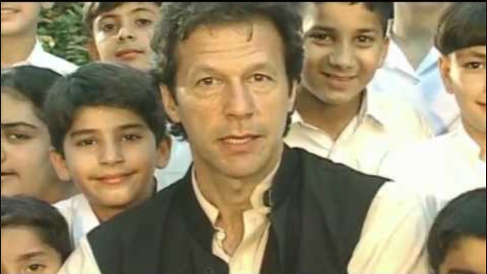 9. The campaign to build  @SKMCH became a national effort. The 'tigers' werefilled with self-belief as they sold tickets in their schools. People gave as much as they could despite creed, colour & race. @ImranKhanPTI unified the country through cricket & through the hospital.