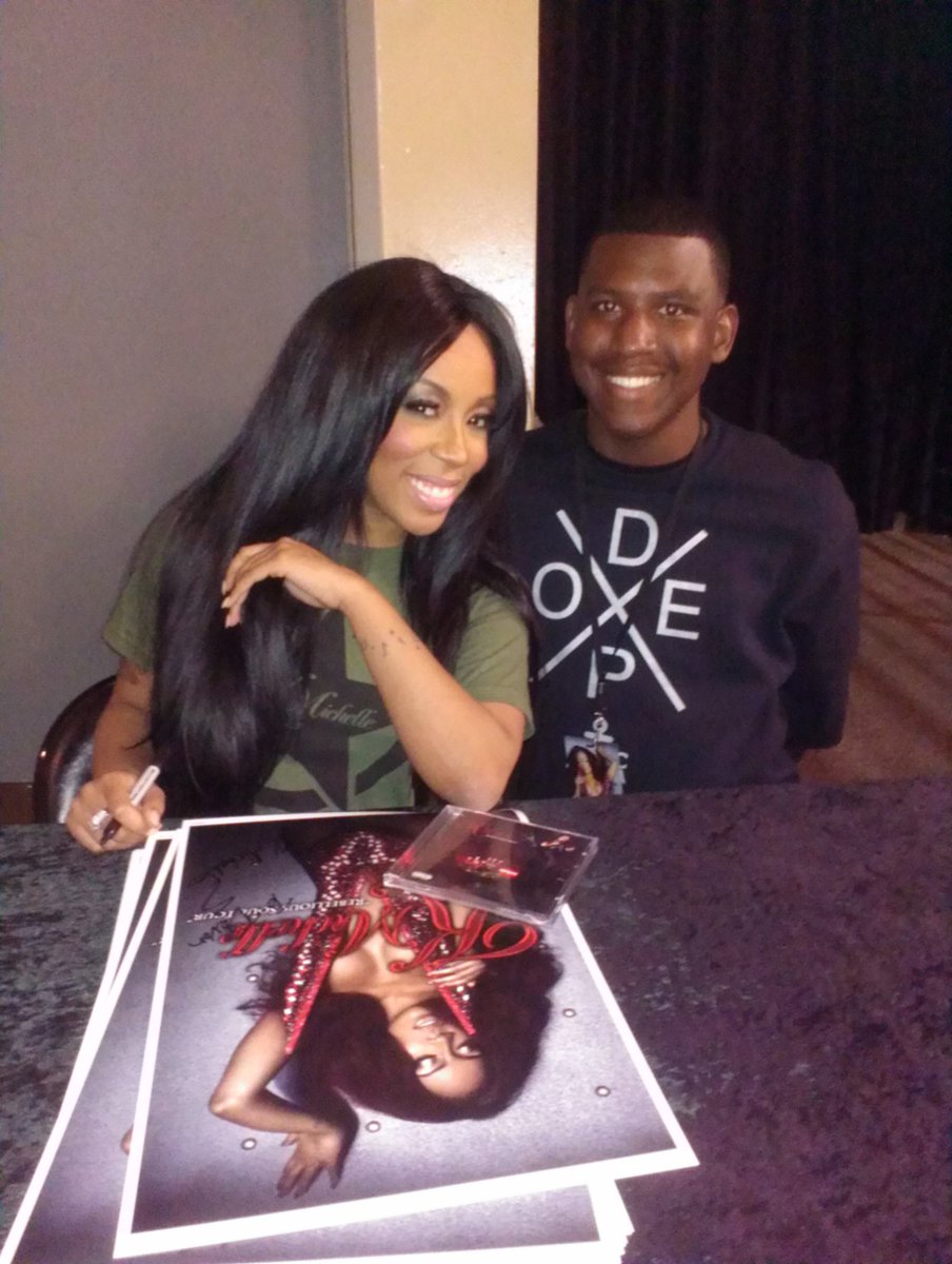 JACKdevon_'s tweet photo. WOW! 7 years of #RebelliousSoul today ❤️ Danggg time flies, feels like just yesterday 😫 @kmichelle https://t.co/qwRbg46kig
