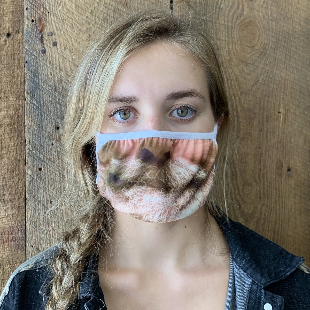 SquireShop's tweet photo. Engineering Professor. Deducts from your grade if you’re even a minute late. Main Motto “only speak when spoken to”. Wife wants a divorce. https://t.co/X7SkfPpUHf