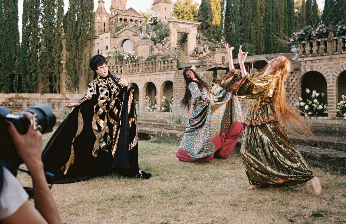 EfUtNWAX0AIHFrf?format=jpg&name=medium