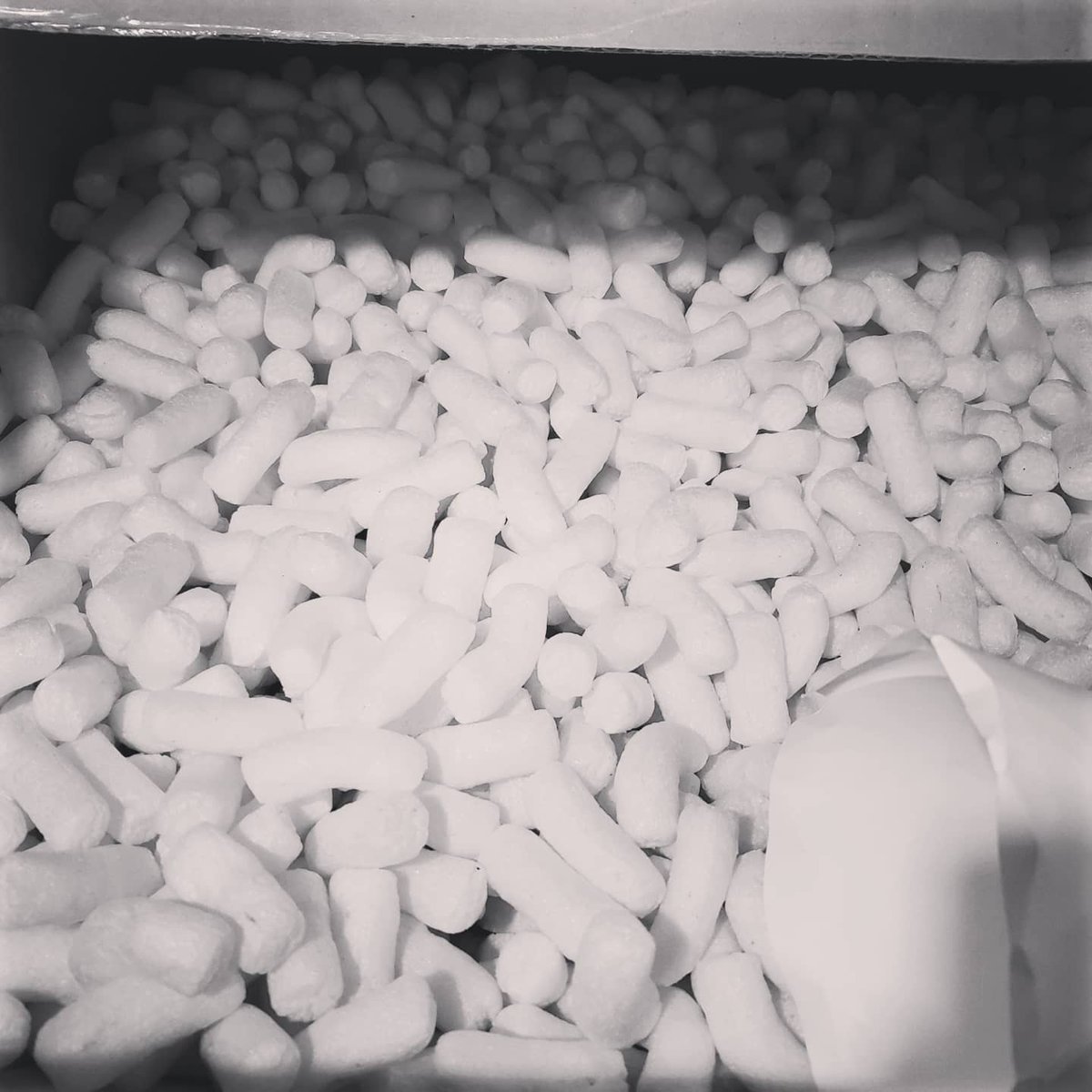 HarlipoolDesign's tweet photo. It was supply and final testing day yesterday!
We're very happy most of our suppliers use recyclable or biodegradable packaging materials, so we are able to help reduce our impact on the environment! We also save all the biodegradable packing peanuts to reuse in our own shipping. https://t.co/s03wlihT6J