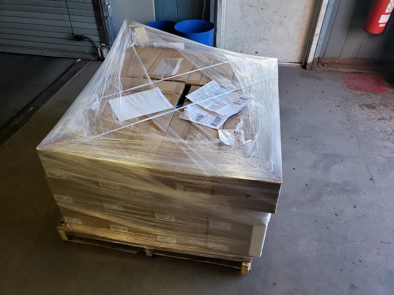KognitivSpark's tweet photo. Training and delivery of #MixedReality systems looks a bit different these days. Some new #RemoteSpark clients recently received a pallet of #HoloLens2 units; here's an example of their remote onboarding via #MicrosoftTeams. https://t.co/W32qNsuM7p