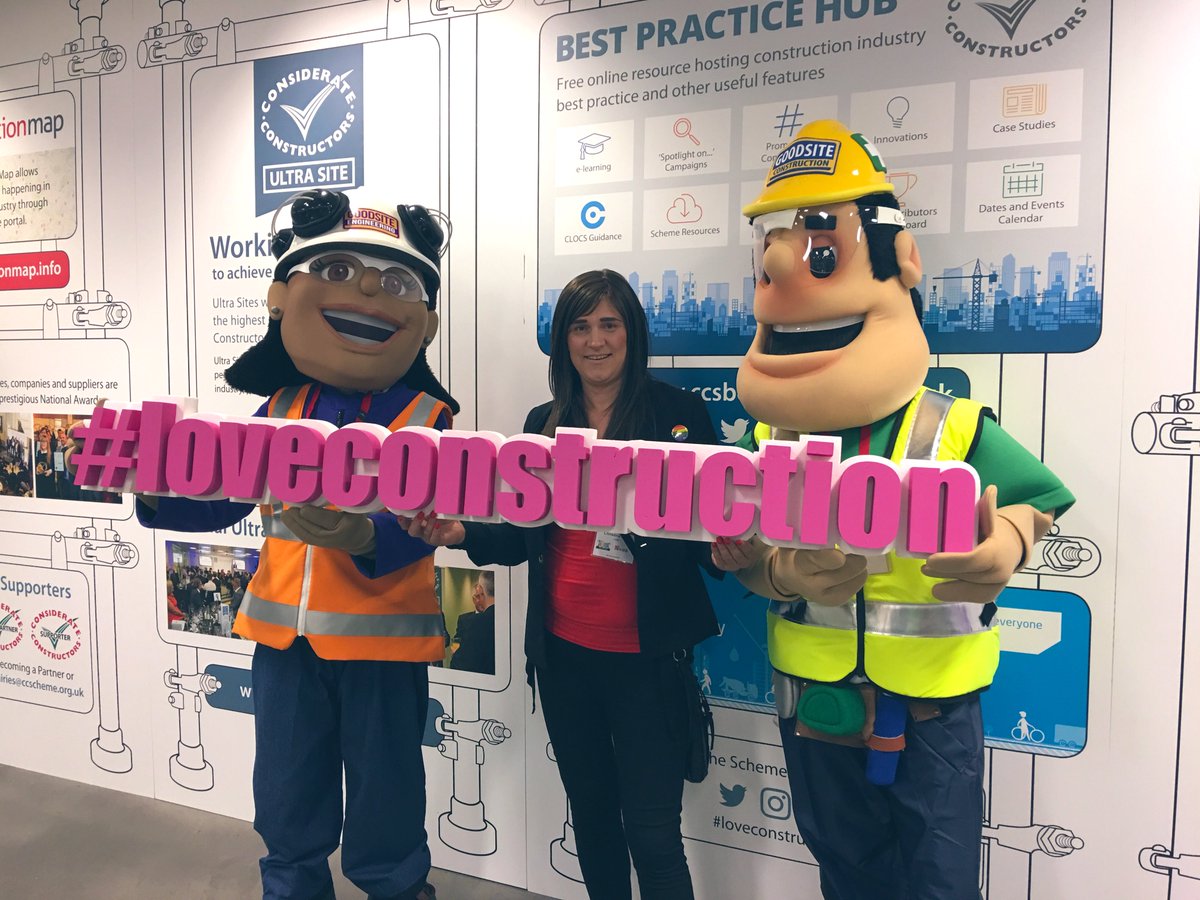 LGBTconstruct's tweet photo. Helping to change the #imageofconstruction as an #inclusive industry for the next generation . Here with Honor and Ivor 👇 check out more at @IvorGoodsite @ccsbestpractice @CCScheme @LGBTconstruct @EdIconstruct #BuildingEquality https://t.co/MBsDCxEezp