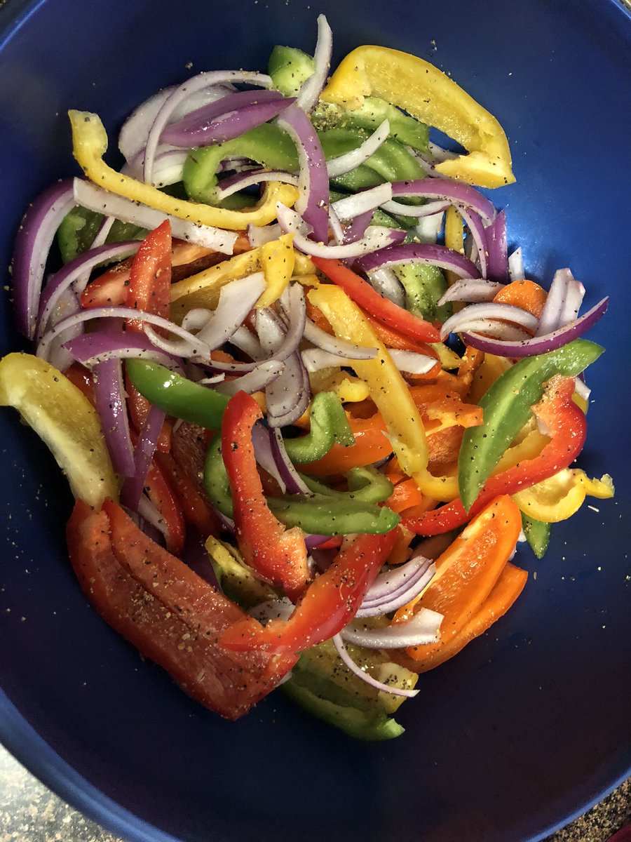 lasvegasloopy's tweet photo. I’ve decided that an #airfryer was best investment ever. Today, peppers and onions. Yes, still doing @Nutrisystem. #13down https://t.co/KGTV4A5uvl