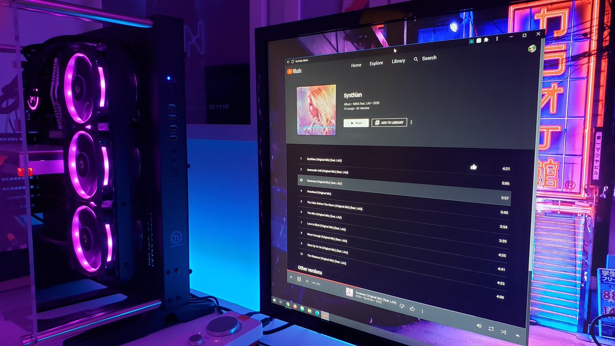 SiahMoto's tweet image. Today&apos;s theme. Inspired by @ninasounduk ft. @lau_fares new album #Synthian 🔥🔥🔥 

#Synthwave #PCbuild #PCsetup