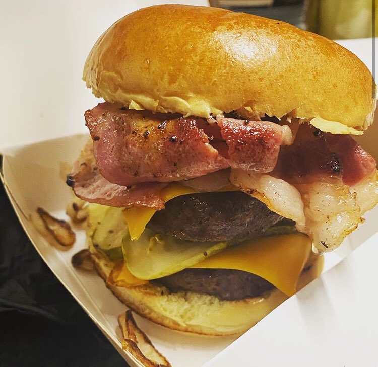 @brodys_takeout cool burgers fresh to order but they are worth the wait. 👌 🍔#burger #burgers #stroud #brioche #briochebun #cheeseburger #baconburger #bacon #beefburger #gerkins #cheese #meatpatties #meatpatty #stroud #stroudie #foodie #bristol #visitstroud #bristolfoodie