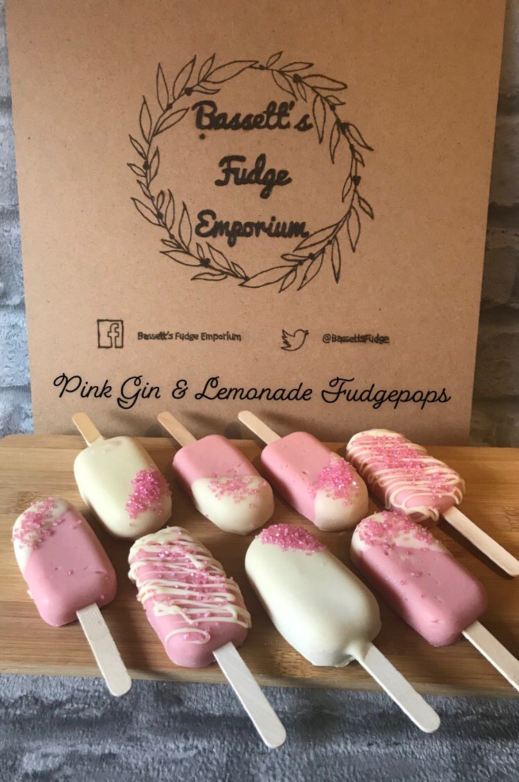BassettsFudge's tweet photo. Fancy winning 2 of our pink gin and lemonade fudge pops made with Gordon’s pink gin then head over to our Facebook page now to play our game. (Link in bio)
Only open to people living in the S post codes in our pinned post delivery will be tomorrow #fudge #sheffield #gin #fudgepop https://t.co/Smf2s80rFZ