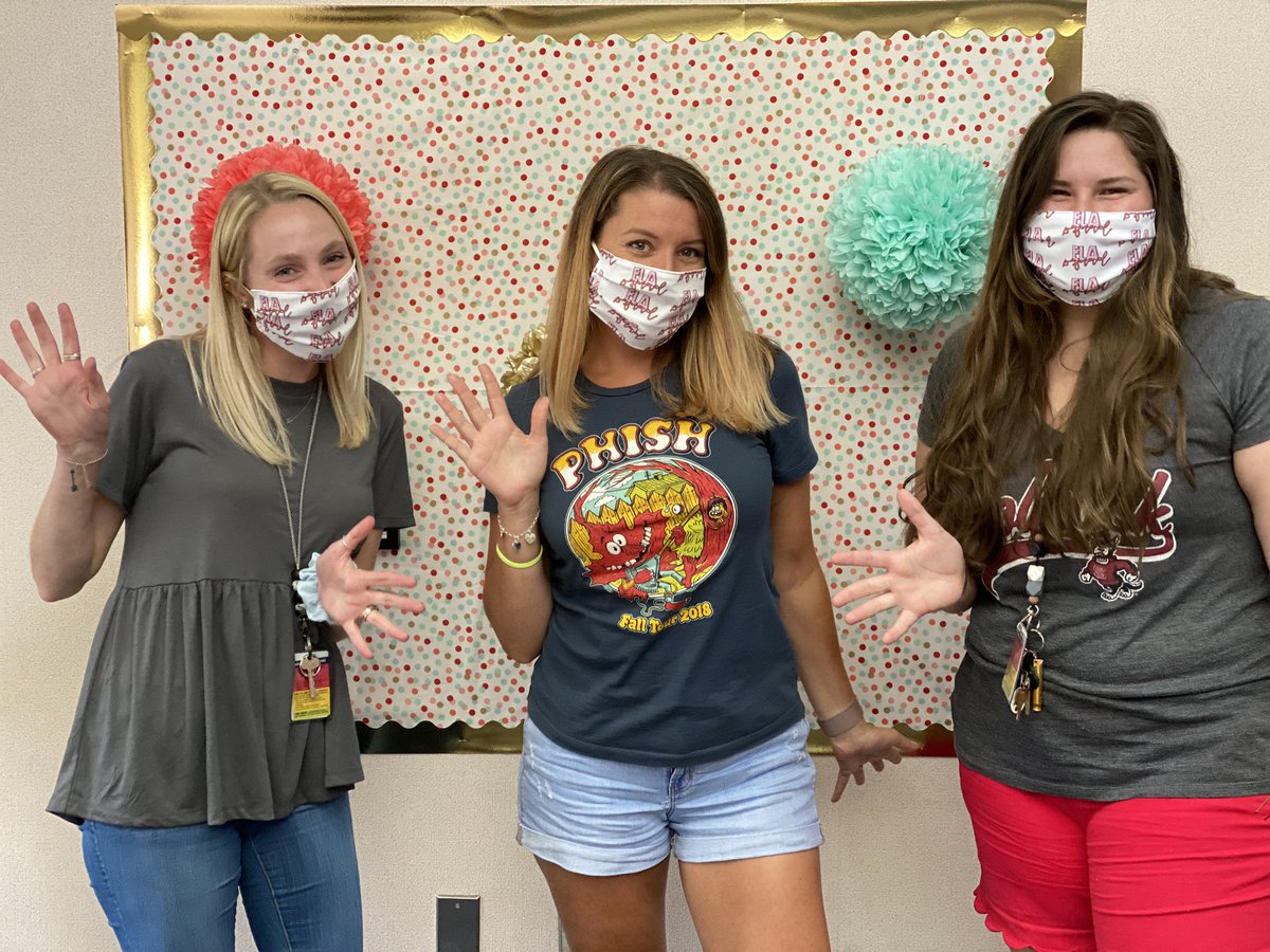 ElaTriplett's tweet photo. 6th grade ELA teachers masked up and ready to meet our future #DDMMSDragons! Shout out to @Allison_Crowder for coming thru with the #elasquad masks! @MrsAllen_ELA @msfeldman https://t.co/2e7nvHNQCr