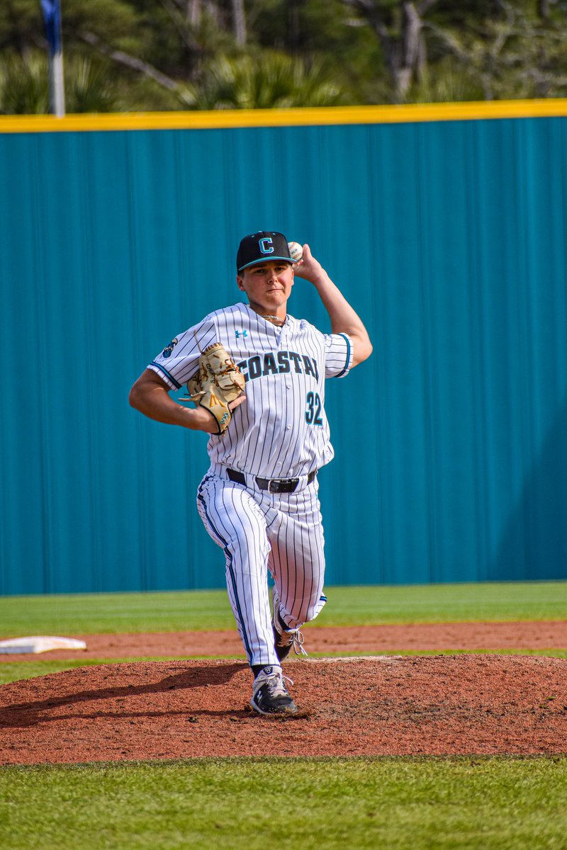 CoastalBaseball's tweet photo. We ❤️ all of our Lefties! #NationalLeftHandersDay https://t.co/KsyMWC2v59