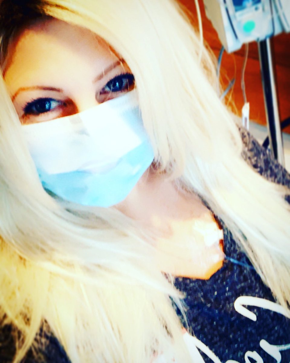 Kstrom13's tweet photo. Not only is my calcium holding, and my CEA levels dropping, but my oncologist at @StonyBrookMed received another donation from @RiverheadCSD girls varsity LAX team for stage four research! #riverheadstrong #stagefourneedsmore @RiverheadLOCAL @tonateach https://t.co/sgg4pYSz44