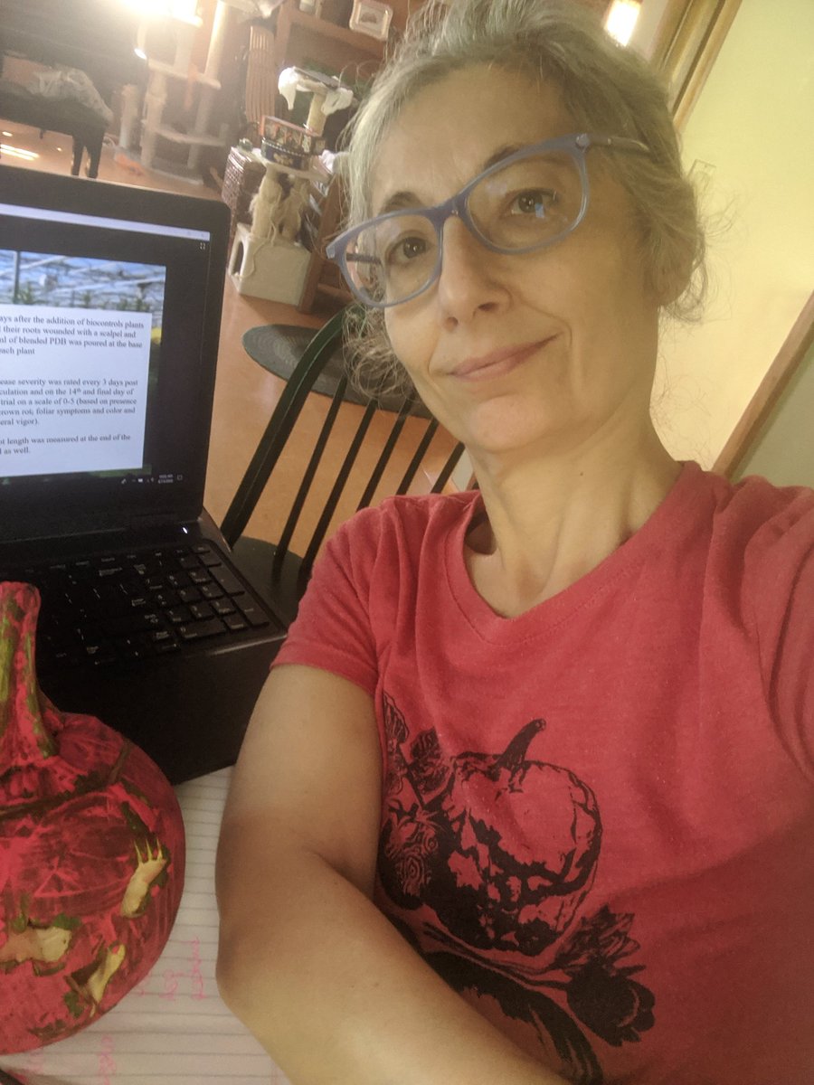 Great special sessions! #PlantHealth2020, and wear your APS t-shirt day...ready for pumpkins diagnostic season to start!