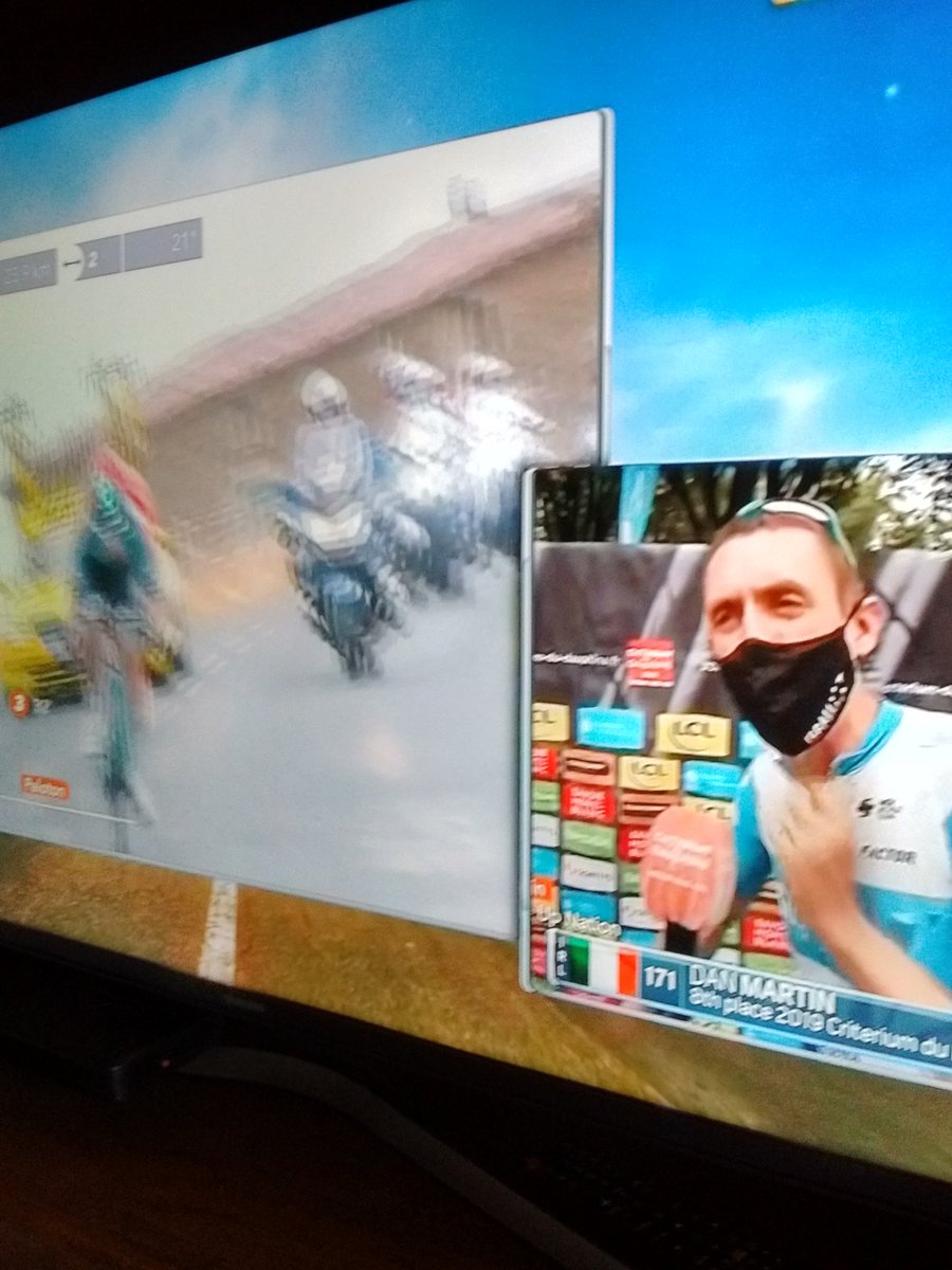 dlowjp1's tweet photo. Was good to see @DanMartin86 at #CriteriumDuDauhphine 2020 #StaySafe #peloton 👍😷 Thanks for the real racing 🚵🚴🚴🚵🚵🚴 https://t.co/JVNhSY9CmQ