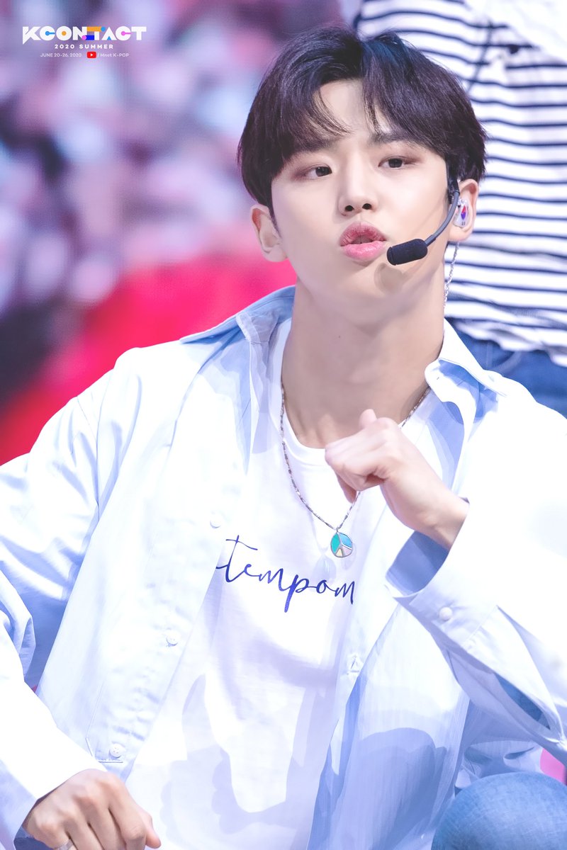 StayNavyPTG's tweet photo. 21.06.20 - Atualização da KCON Global com o Pentagon
#KCON #KCON2020 #LetsKCON247
#PENTAGON #펜타곤 https://t.co/I8H6Vdu4A7