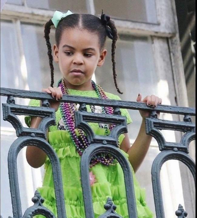 jwayne312's tweet photo. Looking at these pathetic hoes making excuses to drag Kamala. Y’all be too woke... just go to bed. https://t.co/caEPUKUQgh