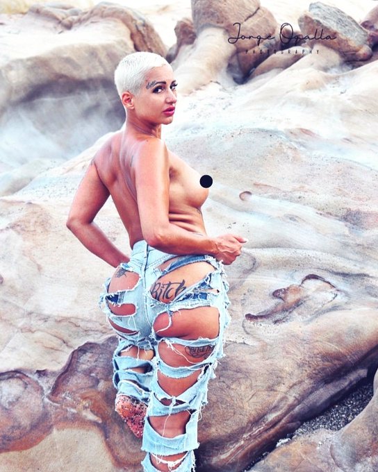 💋💋💋 https://t.co/cNx1Iuhq54