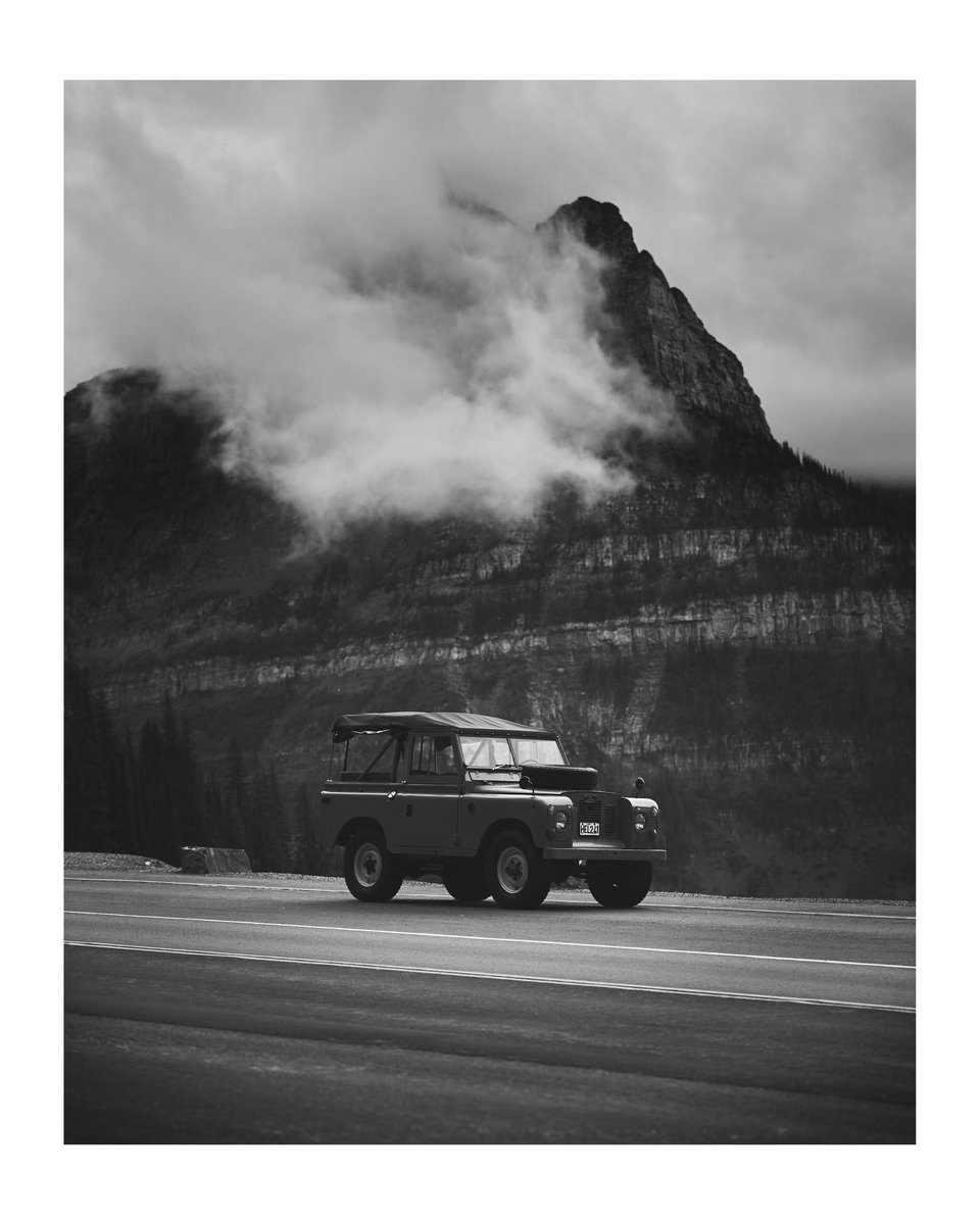 CorbinHeist's tweet image. I recently had the chance to Photograph a 1971 Land Rover Series ii, nicknamed "The Camel". We took it to the mountains of Glacier National Park.

#LandRover #adventurepro #automotivephotography #blackandwhitephotography #strollwithstrohl #motorsports