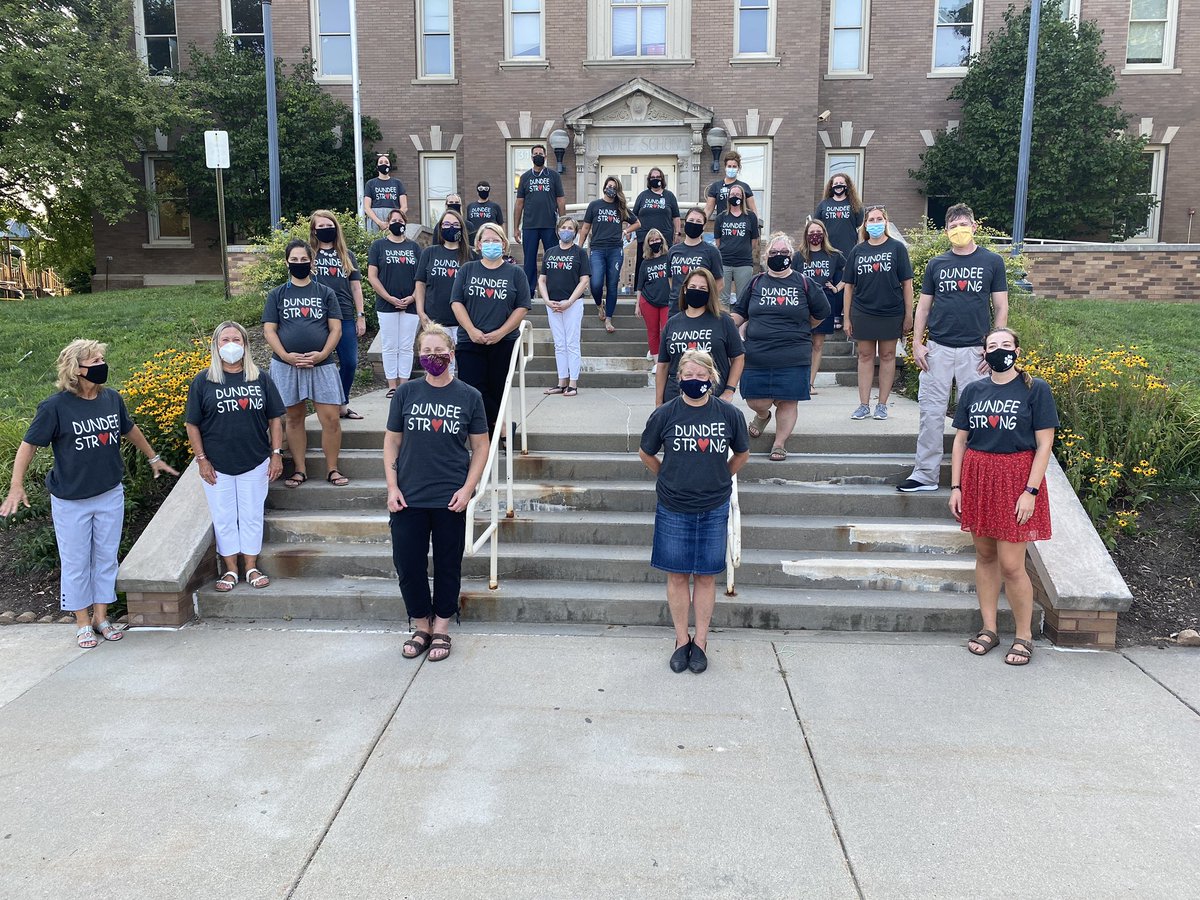 OPS_Dundee's tweet photo. It’s been an exhausting week but we couldn’t be more excited! 

See you Tuesday, Wildcats! 

#backtoschoolnight 

🐯🐯 https://t.co/z6A5LaNfhp
