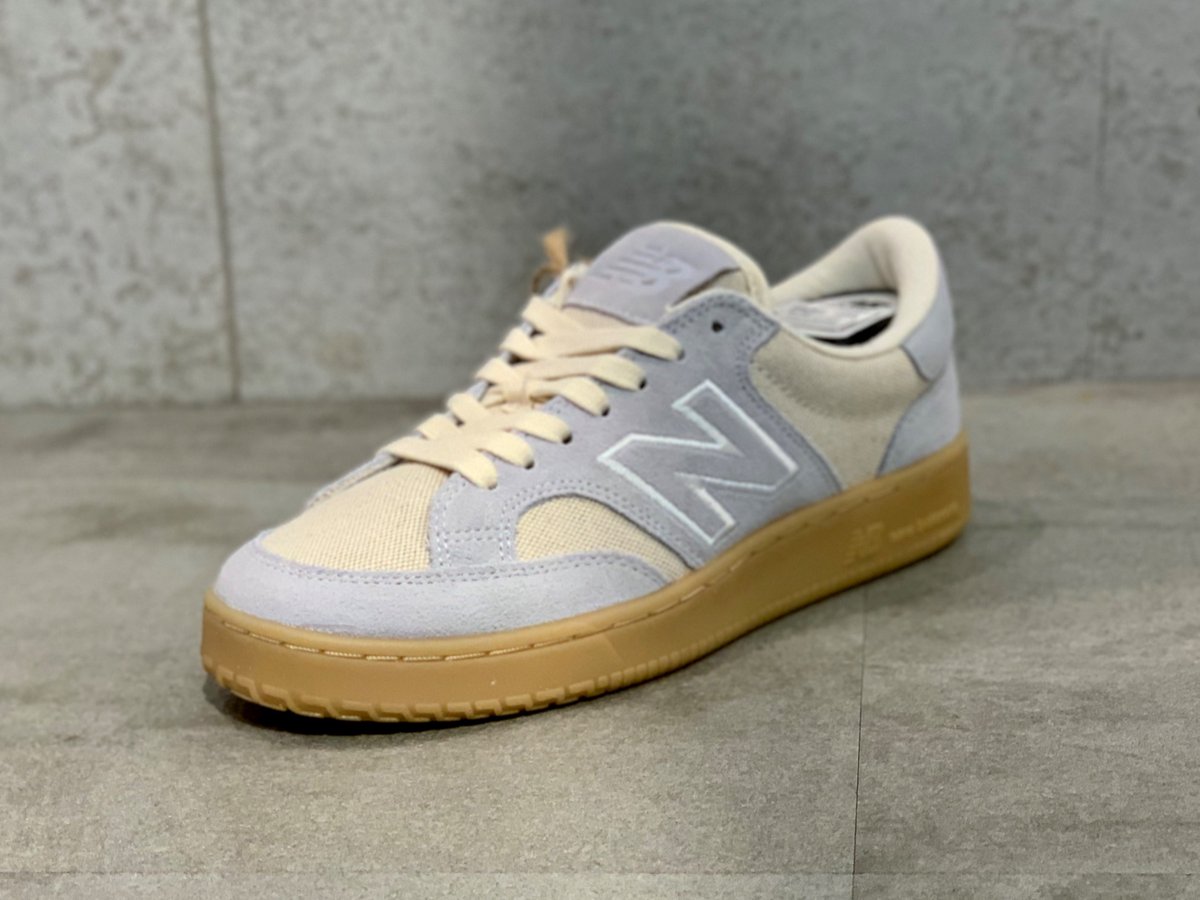 nb_SAPPORO's tweet photo. #WS327 と #PROCOURT から環境に配慮し染めの工程を減らした #UN_DYEDコレクション が登場👟✨

WS327 ¥11,990(税込)
PRO COURT ¥10,890(税込)

#NB #newbalance #ニューバランス #ニューバランス札幌 #UNDYED #未着色 https://t.co/XvqKRR9bs7