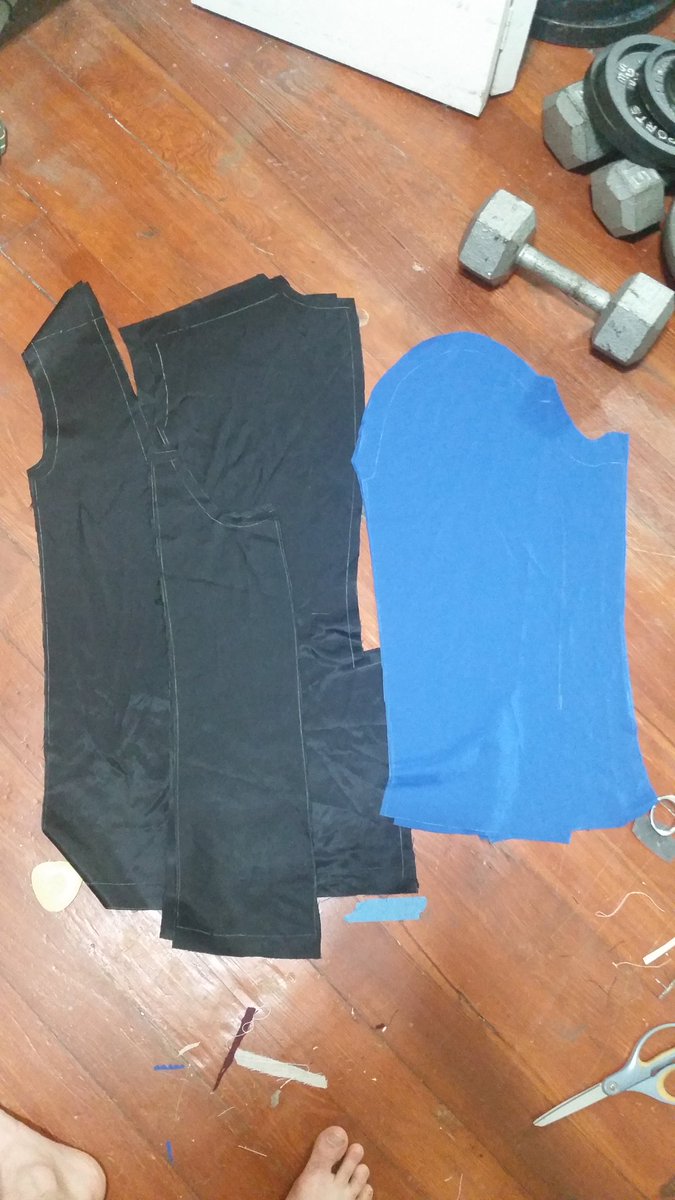 Cut my linings, sadly I think it would be distracting if they were all Phoenix Blue since he wears his jacket open, so it's just the sleeves (and maybe a little detail...) Interestingly they're cut a fair amount larger to allow for some pleats for ease.