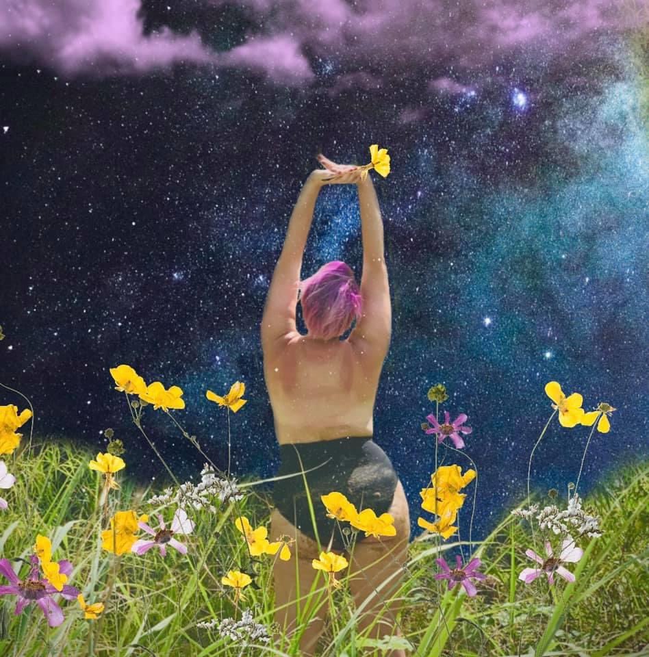 itsHales87's tweet photo. “You can be my silver spring. Blue-green colors flashing. I would be your only dream. Your shining autumn ocean crashing.” -Fleetwood Mac https://t.co/N2CR0cIkW0