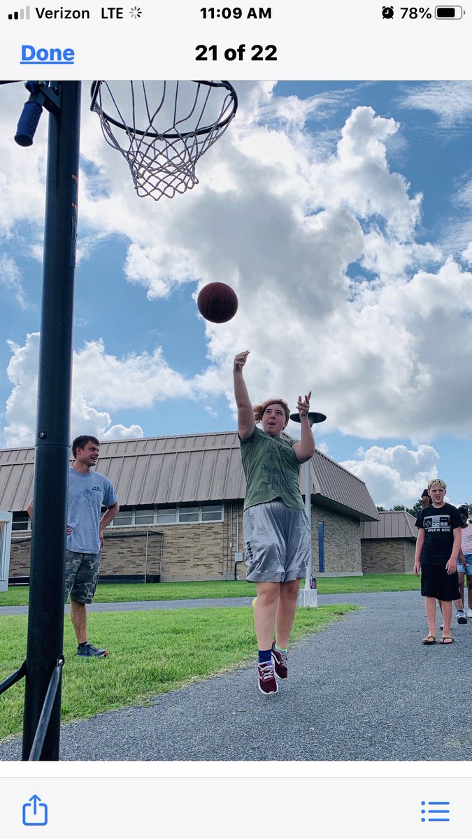 BobBoyce11's tweet photo. Best kids ever! #socialdistancesummeracademy https://t.co/jUjAdi9MRr