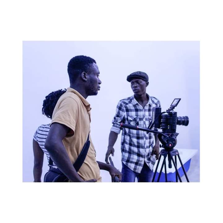 KehindeShoots's tweet photo. Throwback Thursday with the bro. We made magic this day. #Filmmaker #Musicmogul #Filmmogul https://t.co/LbPqq1TRxf