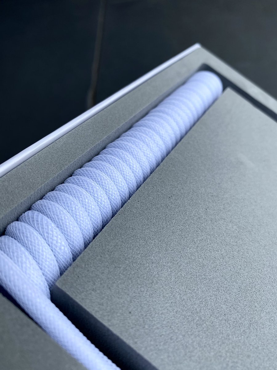 MatrixKeyboards's tweet photo. Coiled cables dropping next week for only $34.99 and shipping right away! Make sure to get a cable to complete your setup!
https://t.co/1Nyh5J9w0c https://t.co/puIOAE94Kh